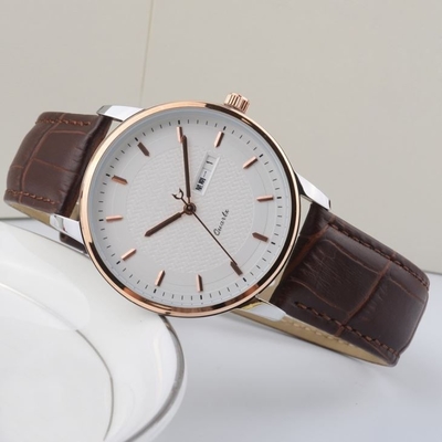30 mètres imperméabilisent le boîtier en acier inoxydable de la montre 210mm de robe du bracelet en cuir des hommes