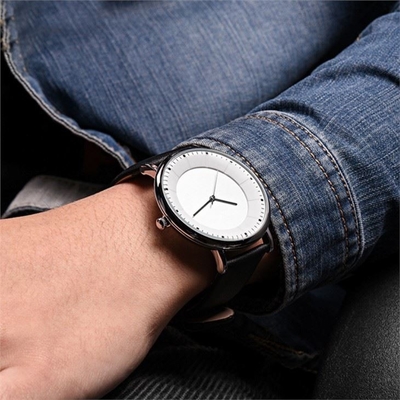 Ensemble assorti de montres à quartz pour montre-bracelet en cuir d'alliage