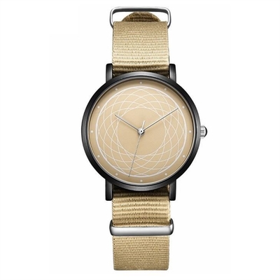 Le minerai en nylon de montre-bracelet de Digital a renforcé la caisse d'alliage de miroir en verre