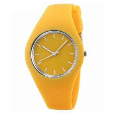 Montre Jelly Color Couple Watch en caoutchouc de silicone d'une bande élastique de silicone de montre de Digital