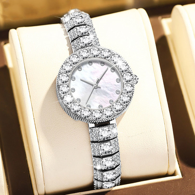 Façonnez aux femmes de luxe légères la montre-bracelet de quartz avec Diamond Waterproof