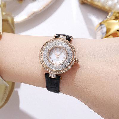 Montre de luxe occasionnelle de cuir de quartz de montre de cas rond imperméable pour Madame