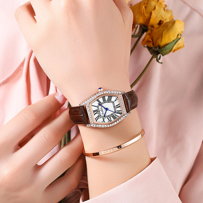 Montres à poignet à batterie au quartz à bande noire avec fonction chronographe et fermeture à boucle