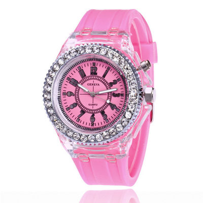 Les enfants multicolores de quartz observent Laipute marqué, Multiusage ont mené la montre de quartz