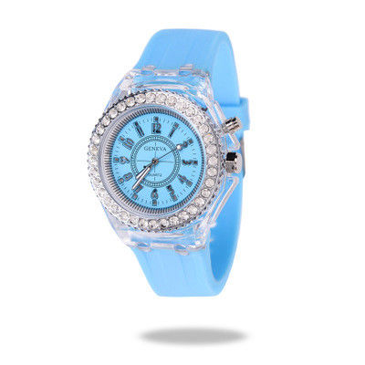Les enfants multicolores de quartz observent Laipute marqué, Multiusage ont mené la montre de quartz