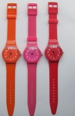 Montre-bracelet argentée d'ODM pour le cas Laipute de rond de Nonwaterproof de monsieurs