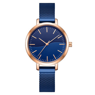 Calorifuge résistant à la corrosion imperméable de femmes de montre-bracelet de luxe de quartz