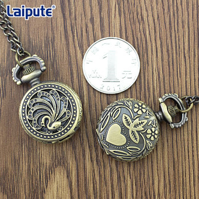 L'horloge de relief exquise de montre de poche de cru avec la pièce de monnaie de cadran de 27mm a classé