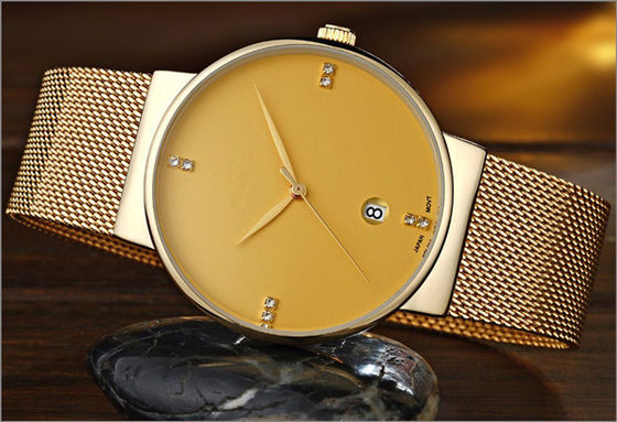 le quartz en acier de la couverture 316L arrière observe inoxydable, or Tone Stainless Steel Watch