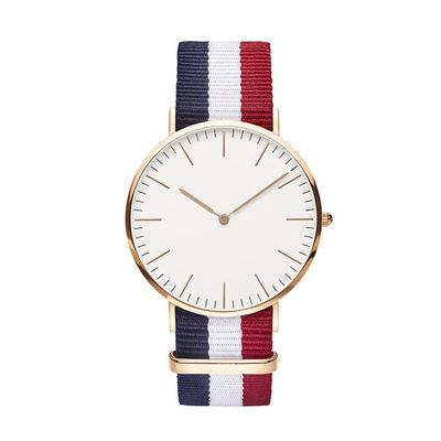 Montre en nylon imperméable de bande de la montre-bracelet 5ATM de quartz de femmes d'ODM