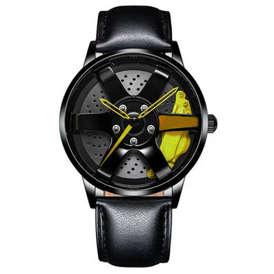 Emballage de la montre de quartz de courroie de l'alliage des hommes de montre de disque de cavité de conception de roue