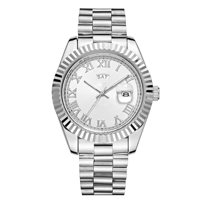 Le chronographe classique de quartz de l'acier inoxydable des hommes observent de grande précision