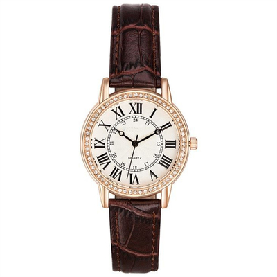 L'unité centrale garnissent en cuir la batterie Roman Scale Water Diamond de Diamond Quartz Watches 377