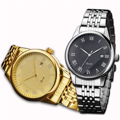 Le quartz minimaliste occasionnel d'acier inoxydable observe la montre de couples de quartz de personnalité