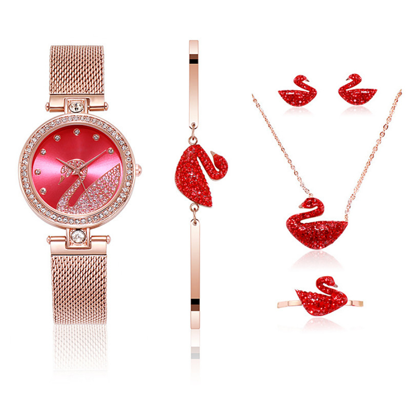 Le bracelet de Milan Strap Ladies Watch And a placé l'ensemble de cadeau de la montre et du bracelet des femmes